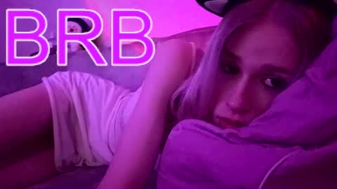 sweet_mol1y online show from November 2, 2025, 2:47 am