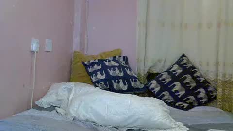 Snapshot of sweet_monalisa93 chatting on February 18, 2026, 6:09 am Lisa online show from February 18, 2026, 6:09 am