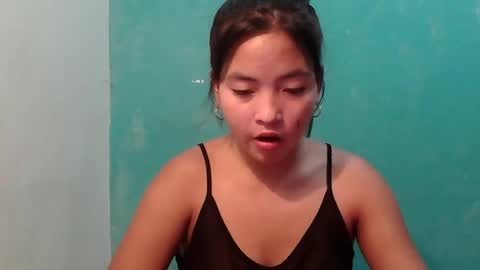 Snapshot of sweet_morenaph chatting on June 21, 2026, 5:43 am sweet_morenaph online show from June 21, 2026, 5:43 am