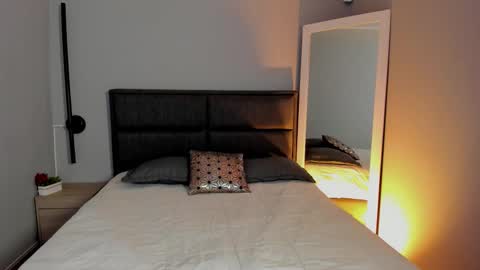 Sweet Obsession online show from February 11, 2026, 12:43 pm