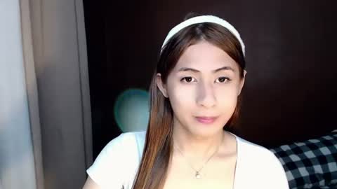 sweet_paprikaxx online show from July 24, 2026, 4:27 pm