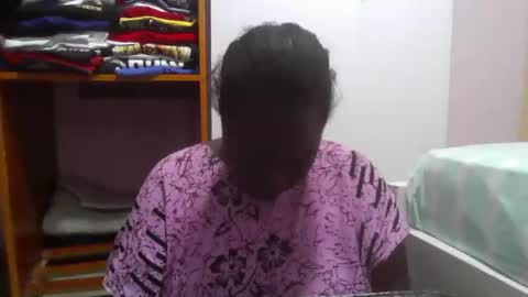 sweet_passion89 online show from January 7, 2026, 11:18 pm