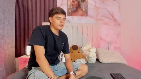 Petter online show from November 13, 2025, 1:54 pm