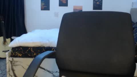 Nancy online show from November 28, 2025, 8:55 pm