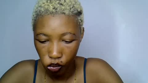 sweet girl online show from June 29, 2026, 4:19 am