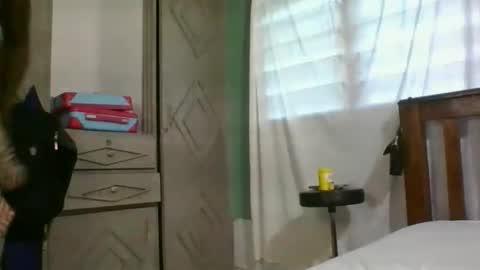 sweet_pussy39 online show from September 8, 2025, 3:00 pm