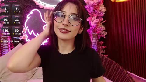 Roxanee online show from March 29, 2026, 8:20 pm