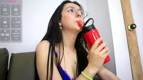 Sammy Lauren online show from April 16, 2026, 9:39 pm