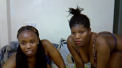 Snapshot of sweet_santana chatting on November 22, 2025, 2:54 am Elina online show from November 22, 2025, 2:54 am