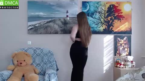 Jessika online show from March 17, 2026, 1:03 pm