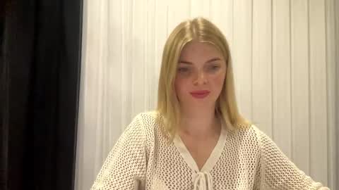 Mira online show from September 24, 2025, 8:34 pm