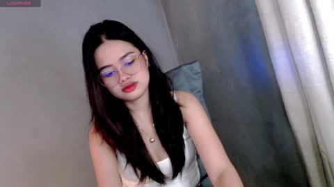 Snapshot of sweet_sirenxx chatting on January 21, 2025, 9:03 am Leah online show from January 21, 2025, 9:03 am