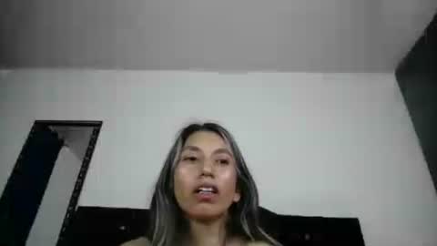 Snapshot of sweet_skylove_ chatting on July 13, 2026, 1:30 am Adriana online show from July 13, 2026, 1:30 am