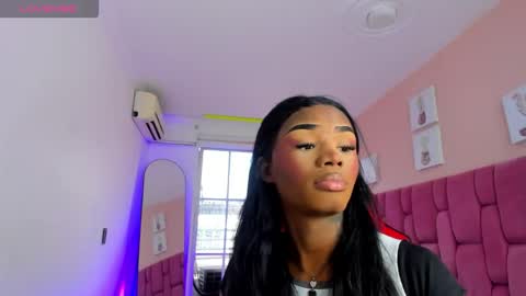 sweet_stacie online show from February 19, 2026, 1:51 pm