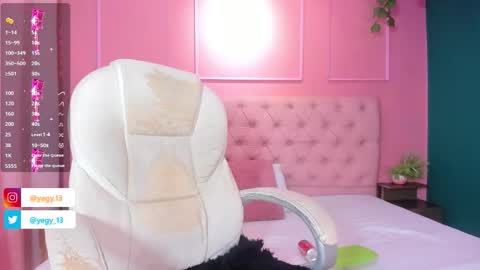 Yeileen online show from September 24, 2025, 7:39 pm