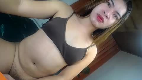sweet_trexie online show from May 11, 2026, 7:11 pm