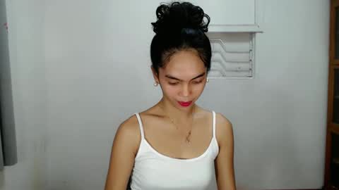 sweet_tyla online show from February 18, 2025, 10:38 am