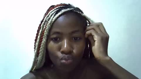 Princess vee online show from April 12, 2026, 12:37 am