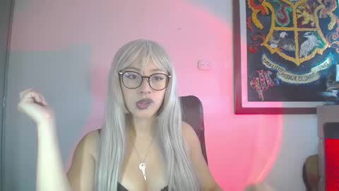 sweet_venus4 online show from January 9, 2026, 5:37 pm