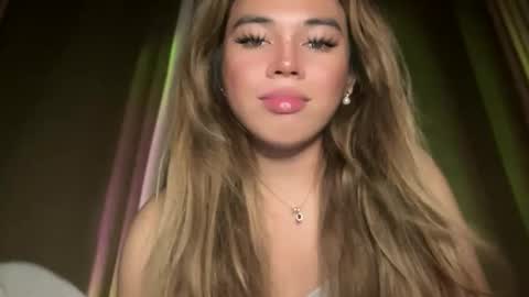 alexa your one and only queen online show from December 22, 2025, 3:42 pm