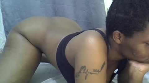 sweetass689 online show from October 8, 2025, 9:12 pm