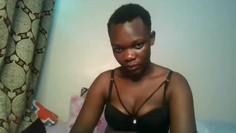 Sweetass online show from June 18, 2026, 11:36 am