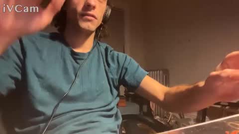 Sweet Aussie B online show from January 12, 2026, 3:23 am