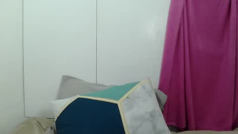 sweetbianca25 online show from July 2, 2026, 10:32 am