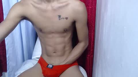 Snapshot of sweetbigcockz chatting on September 30, 2025, 5:40 pm sweetbigcockz online show from September 30, 2025, 5:40 pm
