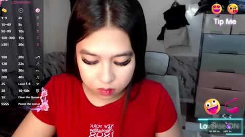 Snapshot of sweetcrizel12 chatting on October 1, 2025, 2:17 am SweetSpicy Chloe online show from October 1, 2025, 2:17 am