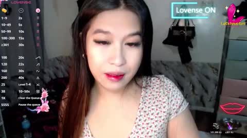 Snapshot of sweetcrizel12 chatting on October 23, 2025, 9:52 am SweetSpicy Chloe online show from October 23, 2025, 9:52 am