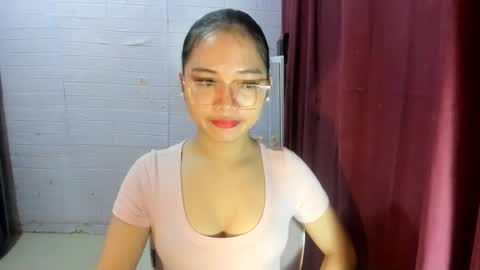 SOPHIA online show from November 8, 2025, 1:06 am