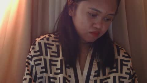 Snapshot of sweetdianne88 chatting on February 11, 2025, 8:15 am Dianne online show from February 11, 2025, 8:15 am