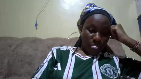 sweetdiva2012 online show from April 9, 2026, 8:03 pm