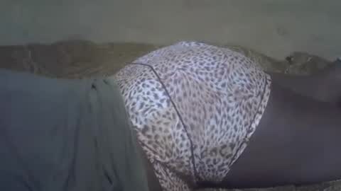 Snapshot of sweetdivah2 chatting on July 17, 2026, 12:12 pm divinah online show from July 17, 2026, 12:12 pm