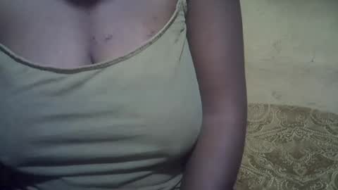 Snapshot of sweetdivah2 chatting on July 24, 2026, 1:03 am divinah online show from July 24, 2026, 1:03 am