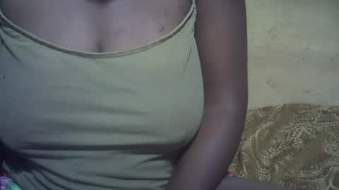 Snapshot of sweetdivah2 chatting on July 26, 2026, 11:11 pm divinah online show from July 26, 2026, 11:11 pm
