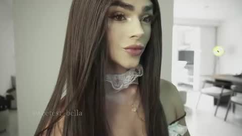 Bella online show from June 23, 2026, 9:35 pm