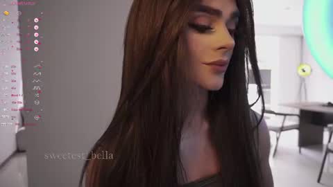 Bella online show from July 16, 2026, 7:20 pm