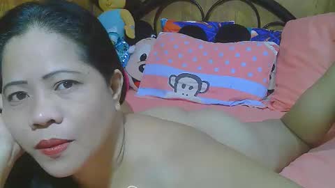 sweeteyes69xx online show from July 4, 2026, 2:29 am