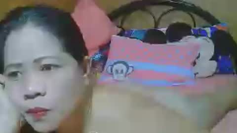 sweeteyes69xx online show from July 13, 2026, 9:12 am