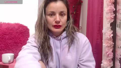 sweef online show from March 8, 2025, 11:37 am