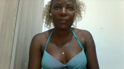 sweetfel online show from April 15, 2026, 8:31 pm