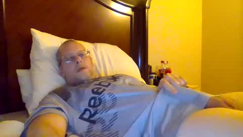 sweetg233 online show from February 7, 2025, 5:20 am