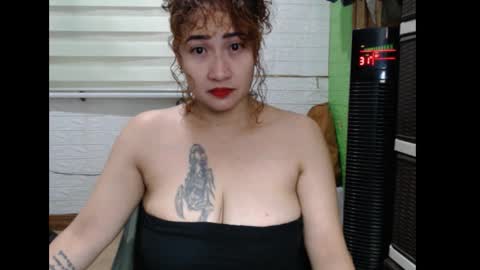 Jean online show from November 24, 2025, 3:23 pm