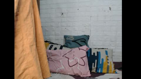 Jean online show from April 22, 2026, 11:28 pm