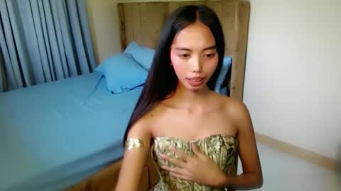 Snapshot of sweetgirl_daphne chatting on April 13, 2026, 6:19 am sweetgirl_daphne online show from April 13, 2026, 6:19 am