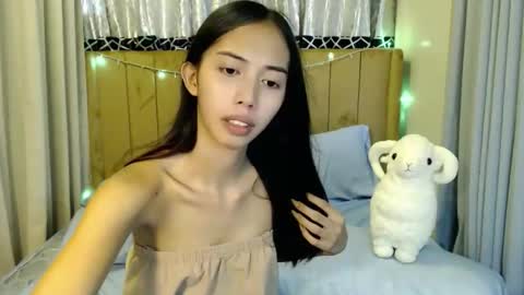 Snapshot of sweetgirl_daphne chatting on May 20, 2026, 6:30 am sweetgirl_daphne online show from May 20, 2026, 6:30 am