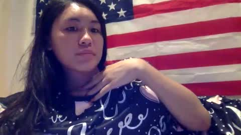 sweetgirllucy24xx online show from February 27, 2026, 2:39 pm