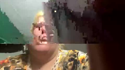 sweetheart524437 online show from December 2, 2025, 2:06 am